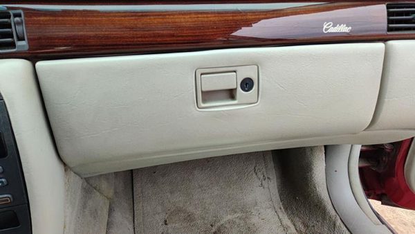 95-02 Cadillac Eldorado Glove Box Assembly Complete Door With Latch Shale 155 — photo 3