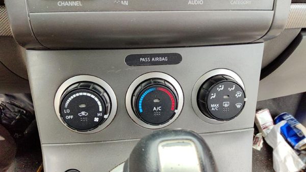 2007-2009 Nissan Sentra Temperature Control Module In Dash Heater Ac Head Unit — photo 1