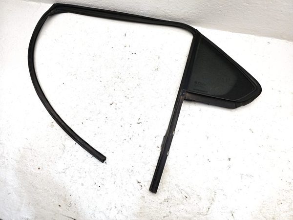 10-17 Chevy Equinox Driver Left Rear Vent Window Back Door Glass With Frame Oem — photo 5