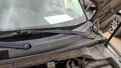 2014-2019 Kia Soul Driver Left Windshield Wiper Arm Oem Blade Lever 98301B2000