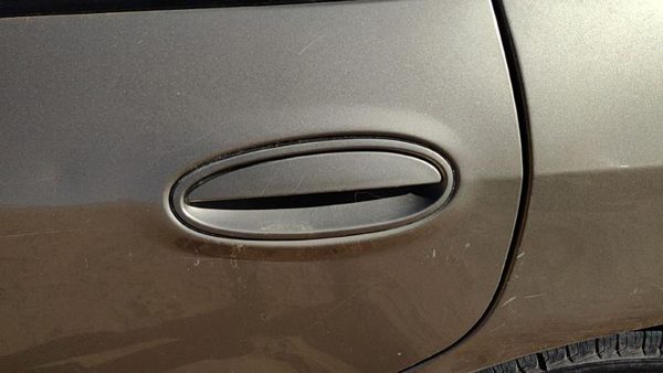 2000-2005 Chevy Impala Driver Left Rear Outside Door Handle Oem Back Gold 49U — photo 2