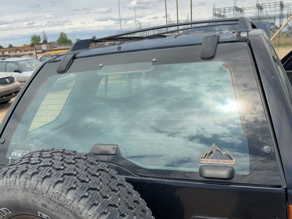 1998-2004 Isuzu Rodeo Back Glass Rear Window Oem 6675409 — photo 2