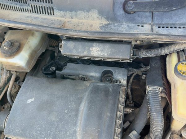 2001-2009 Toyota Prius Valve Cover Oem 1.5L 1120121060 — photo 5