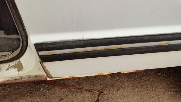 91-94 Chevy S10 Blazer Driver Left Rear Moulding From Door Oem Back Trim Strip — photo 4