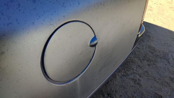 1988-1991 Olds Cutlass Cierra Fuel Tank Door With Hinge Gas Lid Oem Filler Blue — photo 3