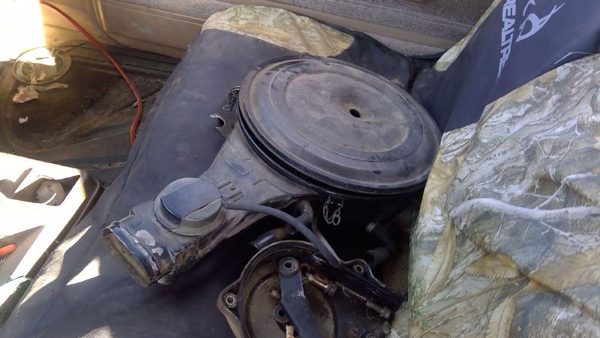 86-87 Isuzu Pup Pickup Air Cleaner Filter Box Oem Intake Housing 2.3L 8941554420 — photo 3