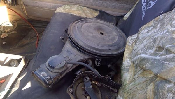 86-87 Isuzu Pup Pickup Air Cleaner Filter Box Oem Intake Housing 2.3L 8941554420 — photo 2