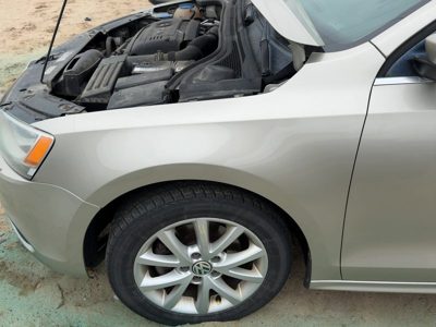2011-2018 Vw Jetta Driver Left Front Fender Oem Beige 5C6821105