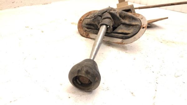 86 Dodge Ram W150 4X4 Shifter Lever Assembly With Linkage 4Wd T Case Shift Unit — photo 5