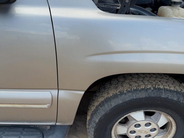 2000-2006 Chevy Suburban Passenger Right Front Fender Oem Pewter 11U 12476220 — photo 6