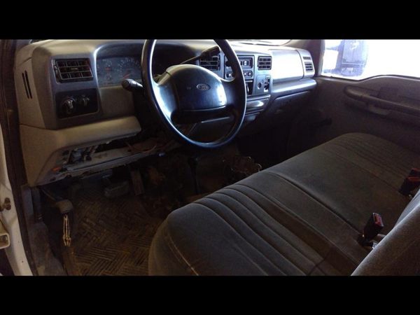 1999 Ford F250 — vehicle photo 5