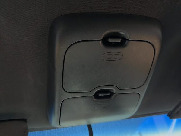 08-11 Mariner Center Overhead Console Dome Light Map Cubby Roof Graystone 89 — photo 1