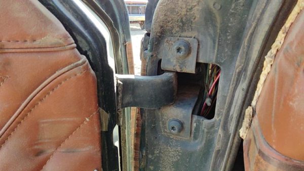 1984-1991 Jeep Grand Wagoneer Driver Left Upper Lower Door Hinge Pair Set Oem — photo 2