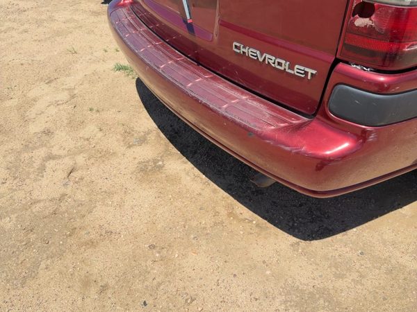 2002-2005 Chevy Venture Rear Bumper Cover Assembly Oem Back Redfire 72U 10447385 — photo 3