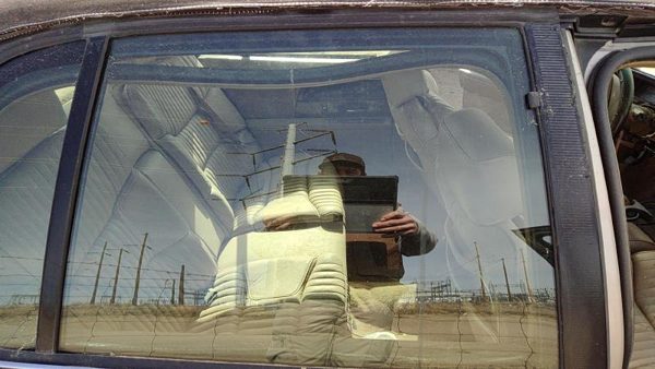 1991-1996 Buick Park Ave Ultra Passenger Right Rear Side Window Door Glass Back — photo 3
