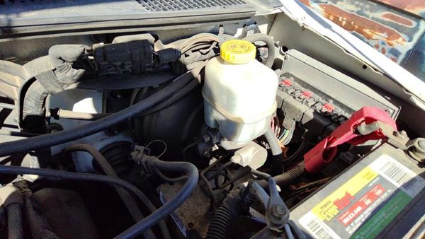 2002-2005 Jeep Liberty Power Brake Booster With Master Cylinder Pair Set Oem — photo 4