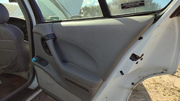 94 Pontiac Bonneville Passenger Right Rear Door Trim Panel Wh Switches Back Gray — photo 3