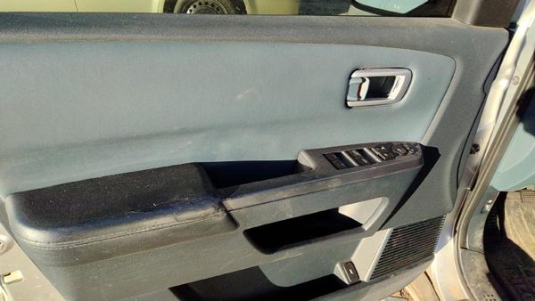 09-11 Pilot Driver Left Front Door Trim Panel With Master Switch Gray/Blue Gr — photo 3