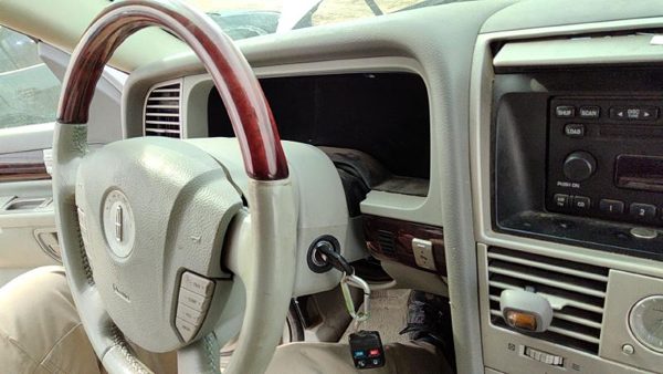2003 Lincoln Aviator Steering Column — photo 3