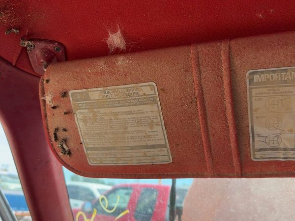 1987-1991 Ford F150 Driver Left Sun Visor Oem Red — photo 3