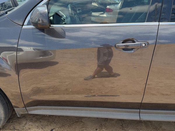 2014 Chevrolet Equinox Front Door LH Iridium U 121V — photo 2
