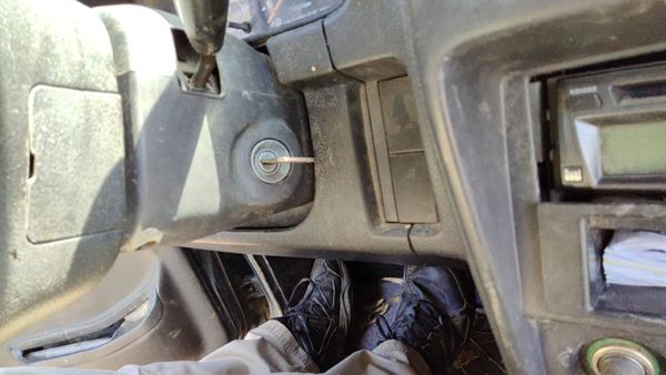 96-98 Suzuki Sidekick Ignition Switch Assembly With Key Complete Electrical Oem — photo 3