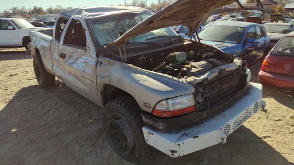 2000 Dodge Dakota — vehicle photo 2