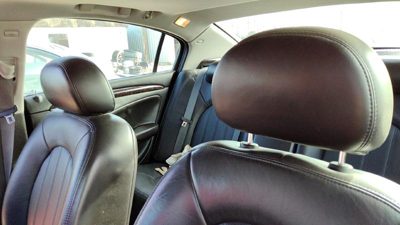 2006-2008 Buick Lucerne Pair Of Front Headrests Oem Left Right Set Seat 15274000