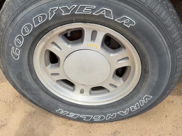 1992-1999 Chevy Silverado 1500 16" Aluminum Wheel Oem Factory Rim #3 12360532 — photo 2