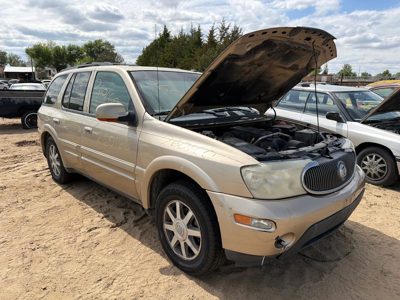 2004 GMC Envoy Front Door LH Cashmere 15U