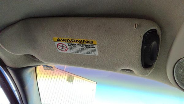 2001-2002 Dodge Caravan Driver Left Sun Visor Oem 0Tr97tl2ab — photo 2