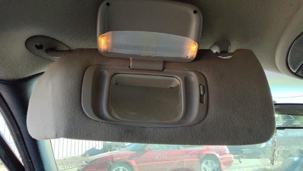 2001-2002 Dodge Caravan Driver Left Sun Visor Oem 0Tr97tl2ab — photo 4