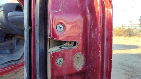 1990-1997 Nissan Hardbody Passenger Right Front Door Latch With Rods/Cables Oem — photo 1