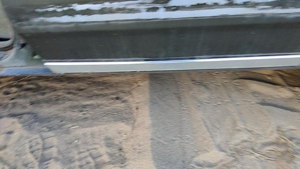 1982-1991 Pontiac 6000 Driver Left Rear Moulding From Door Oem Back Trim Strip — photo 3