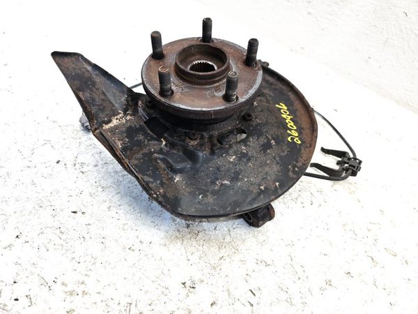 1998-2003 Toyota Sienna Driver Left Front Spindle Knuckle With Wheel Hub Oem — photo 3