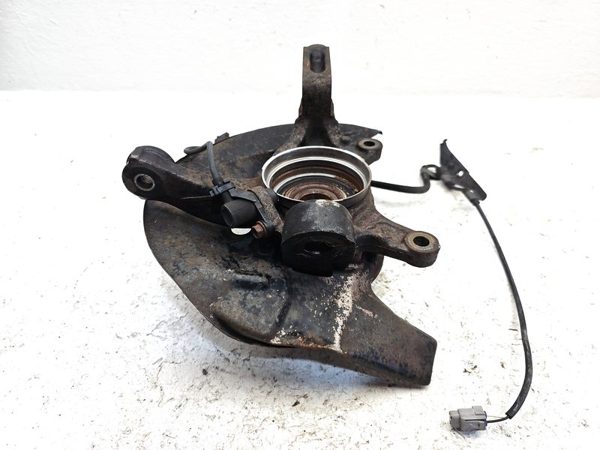 1998-2003 Toyota Sienna Driver Left Front Spindle Knuckle With Wheel Hub Oem — photo 5
