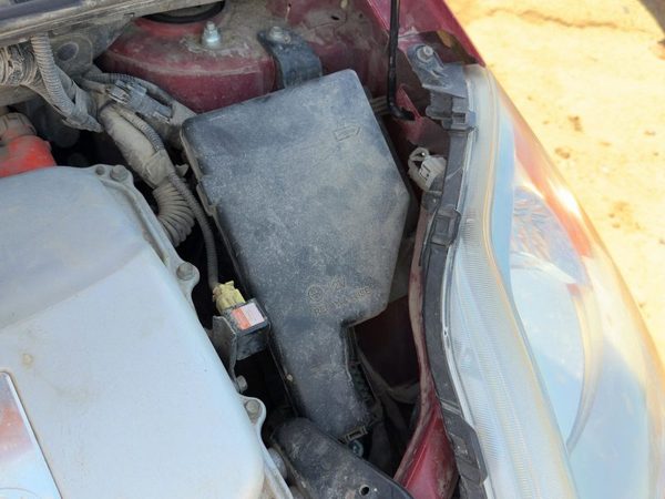 2004-2009 Engine Fuse Box Power Distribution Panel Oem 1.5L Us Market 8274147010 — photo 2