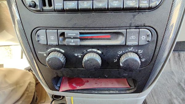 04-07 Dodge Caravan Temperature Control Module In Dash Heater Ac Head Unit Oem — photo 3