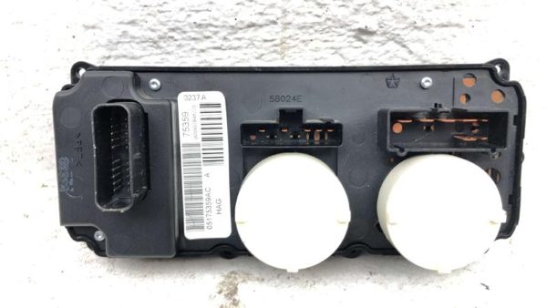 04-07 Dodge Caravan Temperature Control Module In Dash Heater Ac Head Unit Oem — photo 8