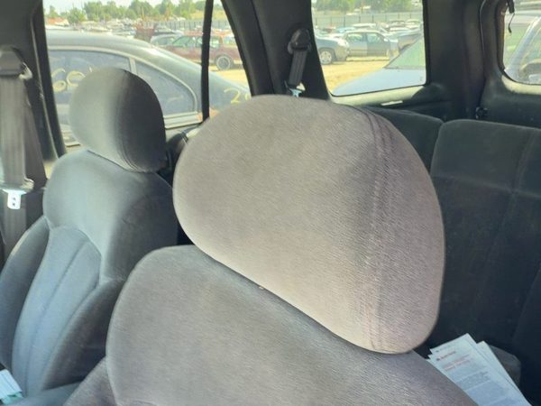 01 Chevy S10 Blazer Pair Of Front Headrests Oem Left Right Set Seat Graphite 12H — photo 1