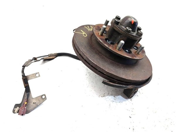 96-01 Passport Passenger Right Front Spindle Steering Knuckle With Wheel Hub 4X4 — photo 3