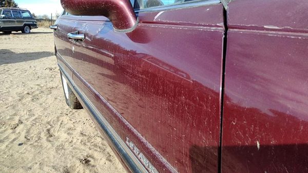1998 Buick LeSabre Front Door RH 51B Bordeaux Red 25667377 — photo 3