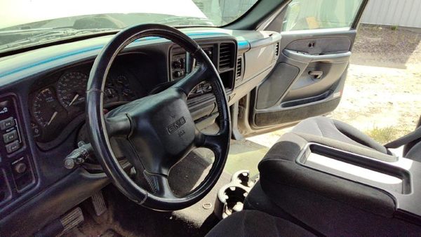 2002 GMC Sierra 2500 HD Steering Wheel Graphite 12D — photo 2