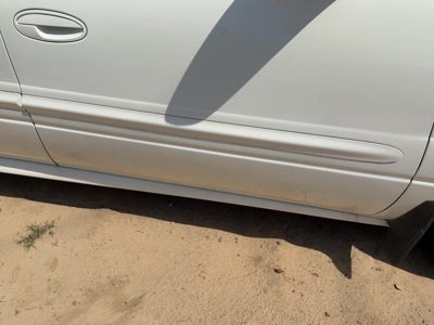00-05 Lesabre Passenger Right Front Moulding From Door Oem Trim Strip White 40U