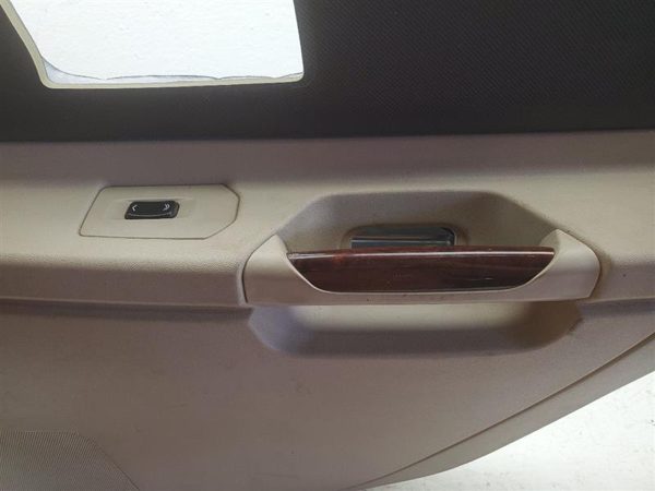 2004 Cadillac SRX Rear Door Trim Panel Free Shipping + RH Passenger Right Back — photo 8