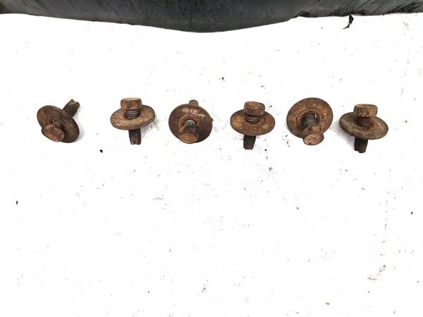 1982-1994 Chevy S10 Pickup Front Skid Plate With Bolts Hardware Oem 15564769 — photo 2
