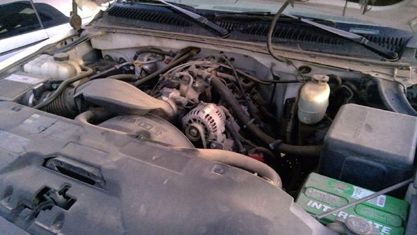 2000 GMC Sierra — vehicle photo 2