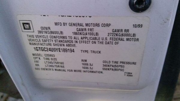 2000 GMC Sierra — vehicle photo 4