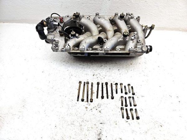 1980 Mercedes-Benz 450SL Intake Manifold 4.5L — photo 1