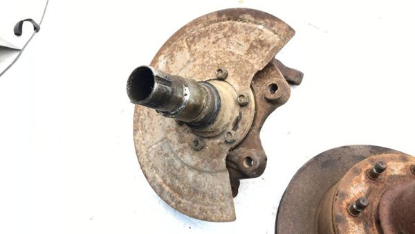 1981-93 Dodge Ram W250 Driver Left Front Spindle Steering Knuckle With Wheel Hub — photo 6